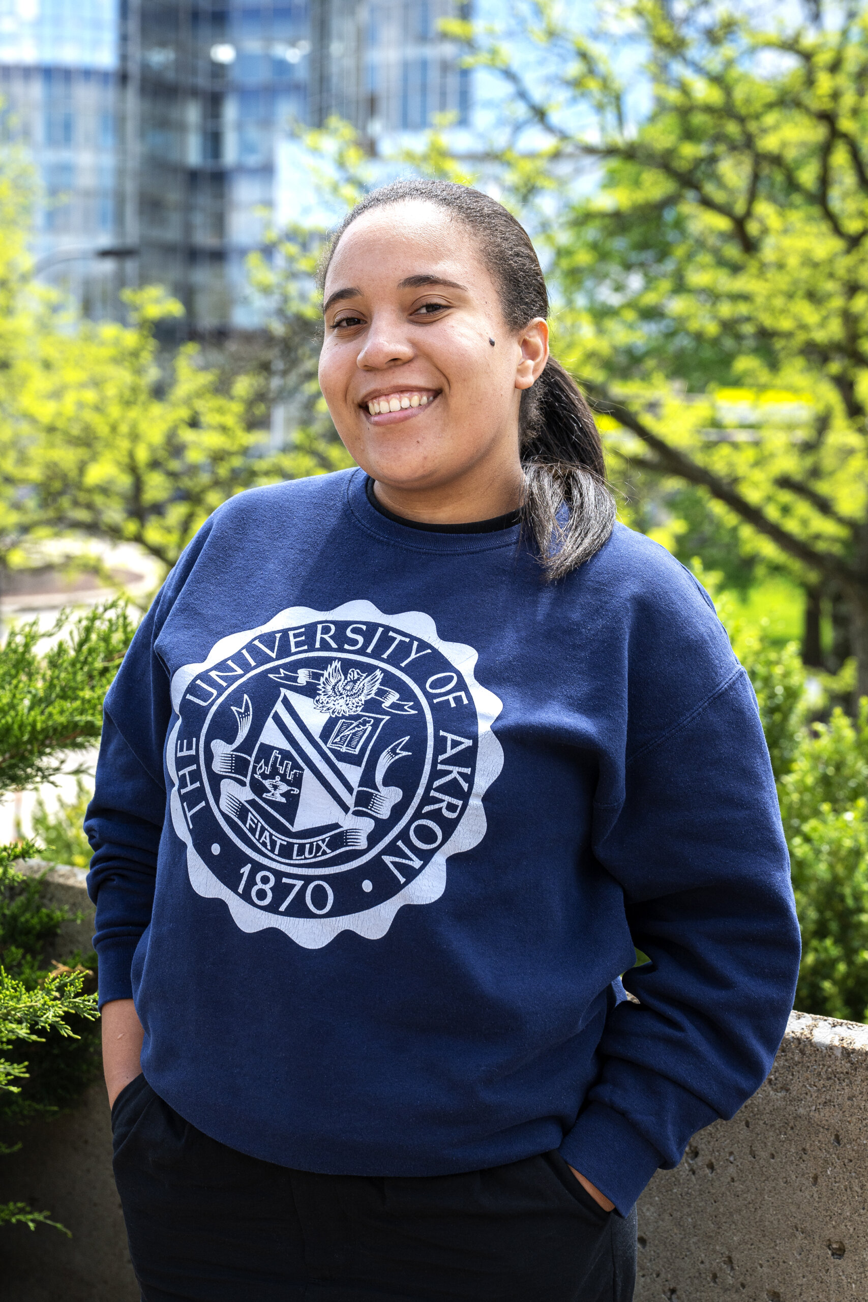Julia Cunha Dos Santos Polymer Science University of Akron Julia Cunha Dos Santos Polymer Science University of Akron